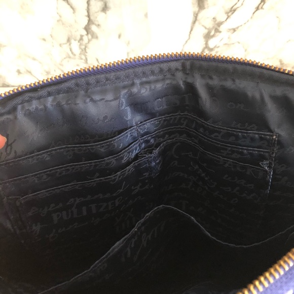 Lilly Pulitzer iPad Tablet/Clutch - Picture 6 of 6